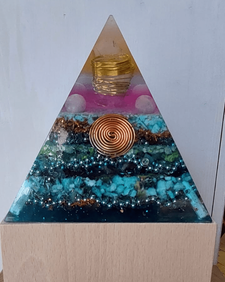 Orgonit_pyramidenförmig_12